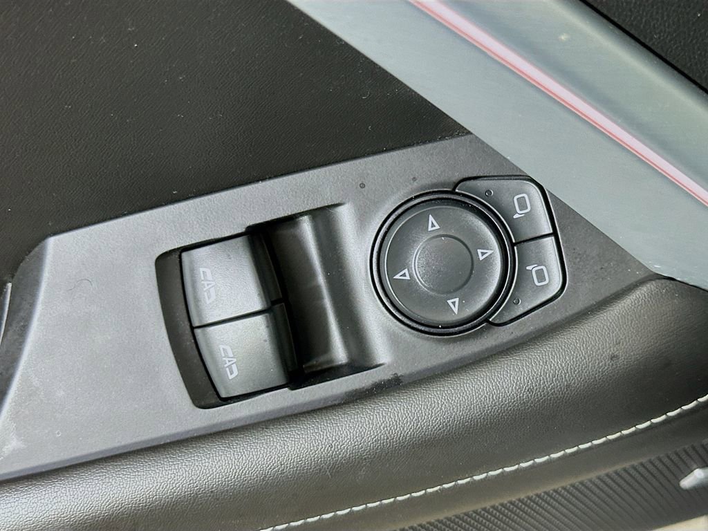 Used 2021 Chevrolet Camaro SS image 18