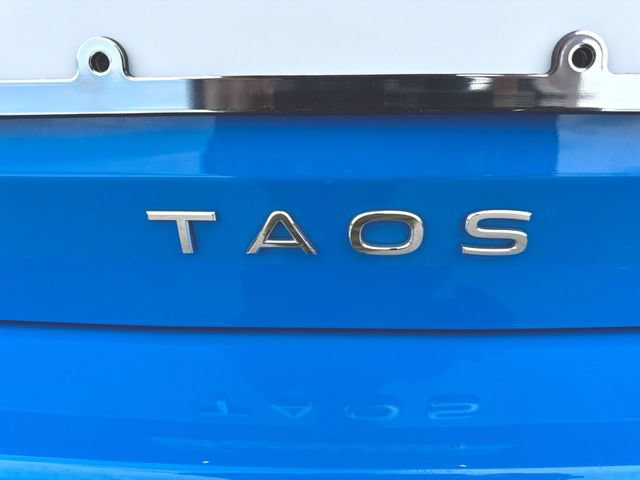 Certified 2025 Volkswagen Taos SE AWD/4WD image 32