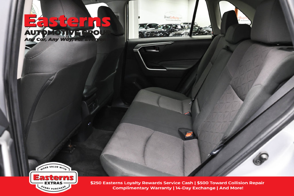 Used 2024 Toyota RAV4 XLE AWD/4WD image 21