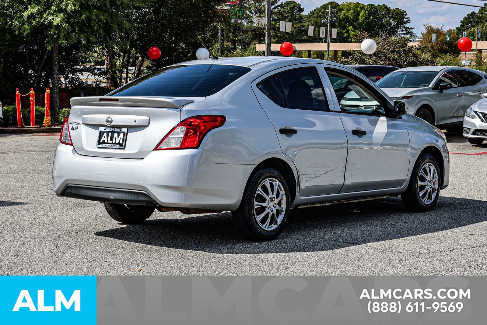 Used 2017 Nissan Versa S Plus image 6