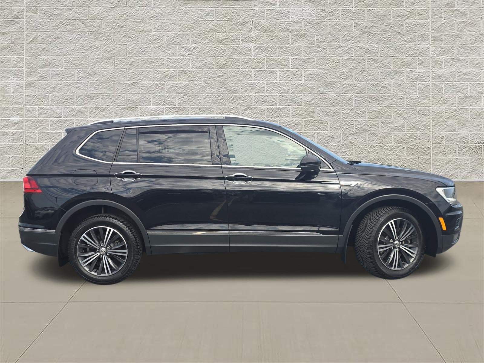 Used 2019 Volkswagen Tiguan SEL AWD/4WD image 8