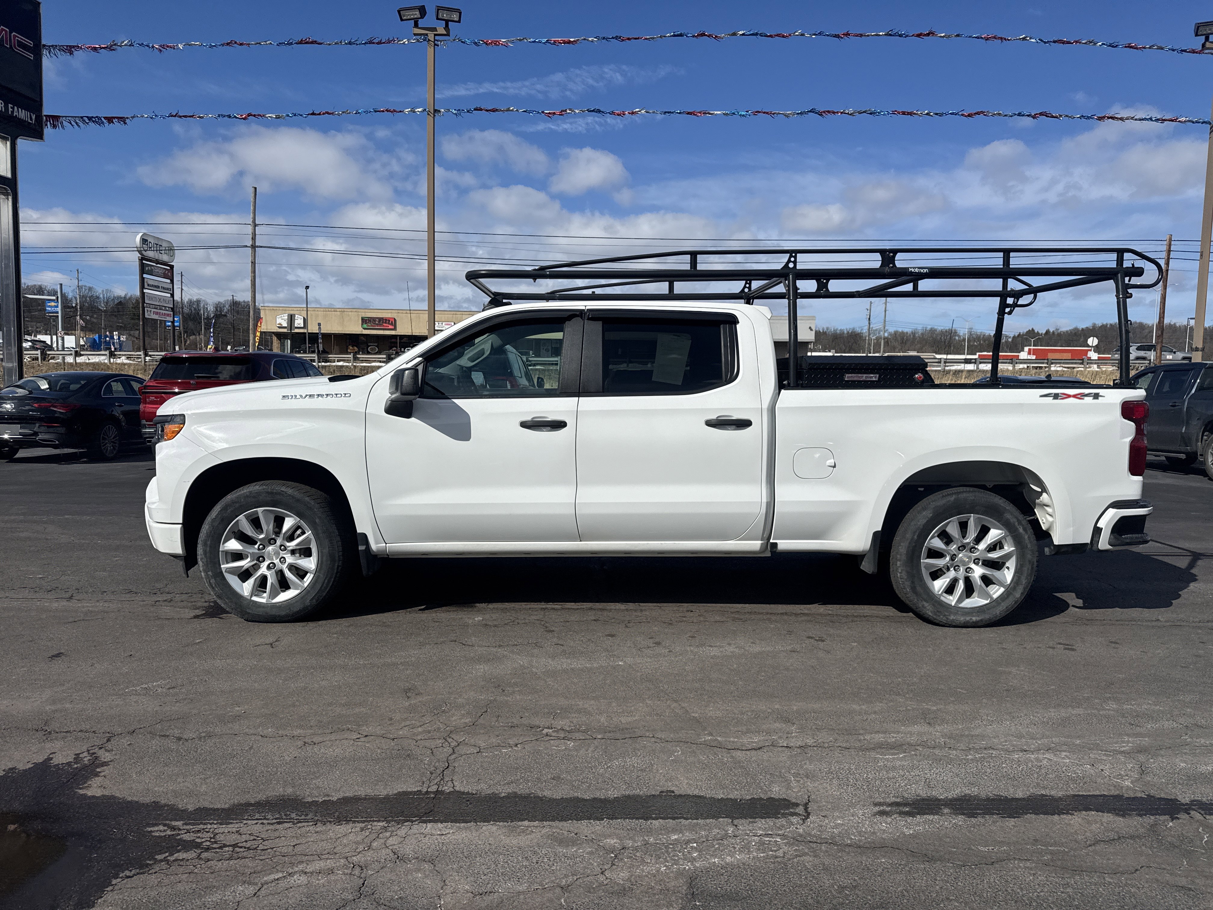 Used 2023 Chevrolet Silverado 1500 Custom image 7