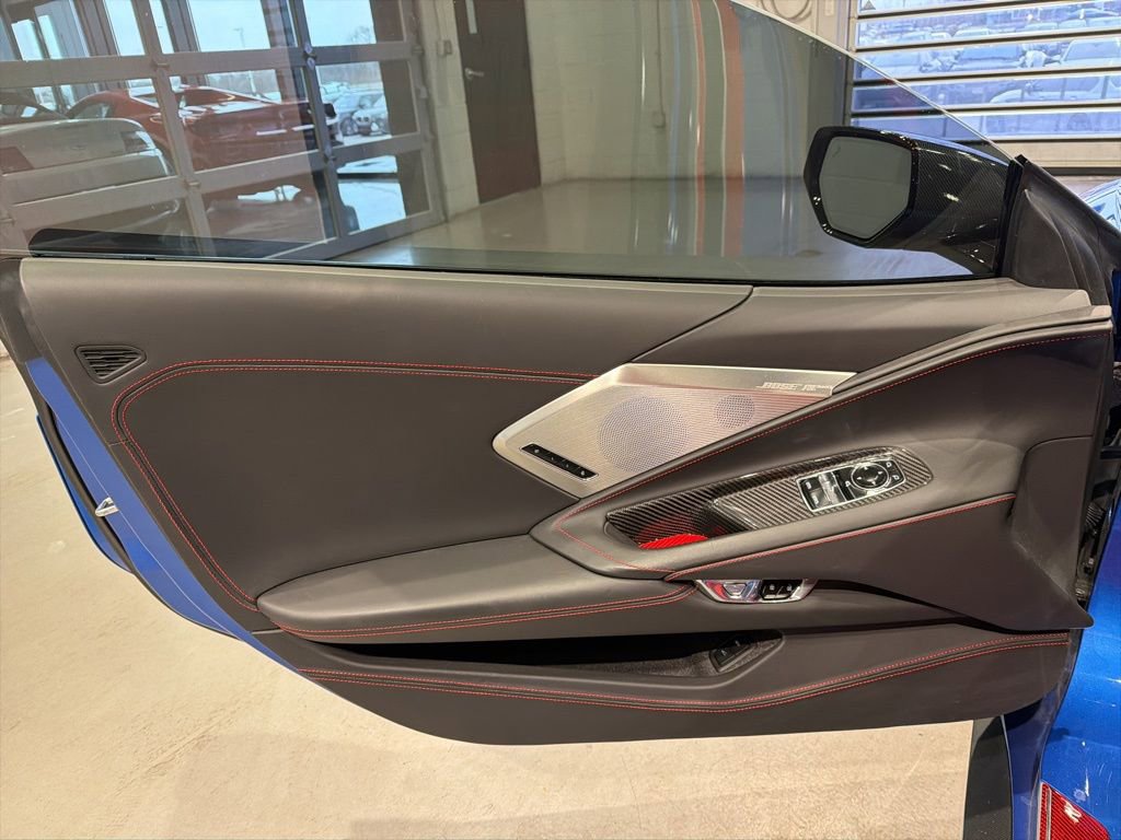 Used 2022 Chevrolet Corvette Stingray Premium Cpe w/ Z51 Performance Package image 9