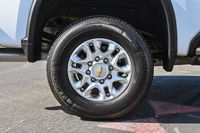 Used 2024 Chevrolet Silverado 2500 LT image 11