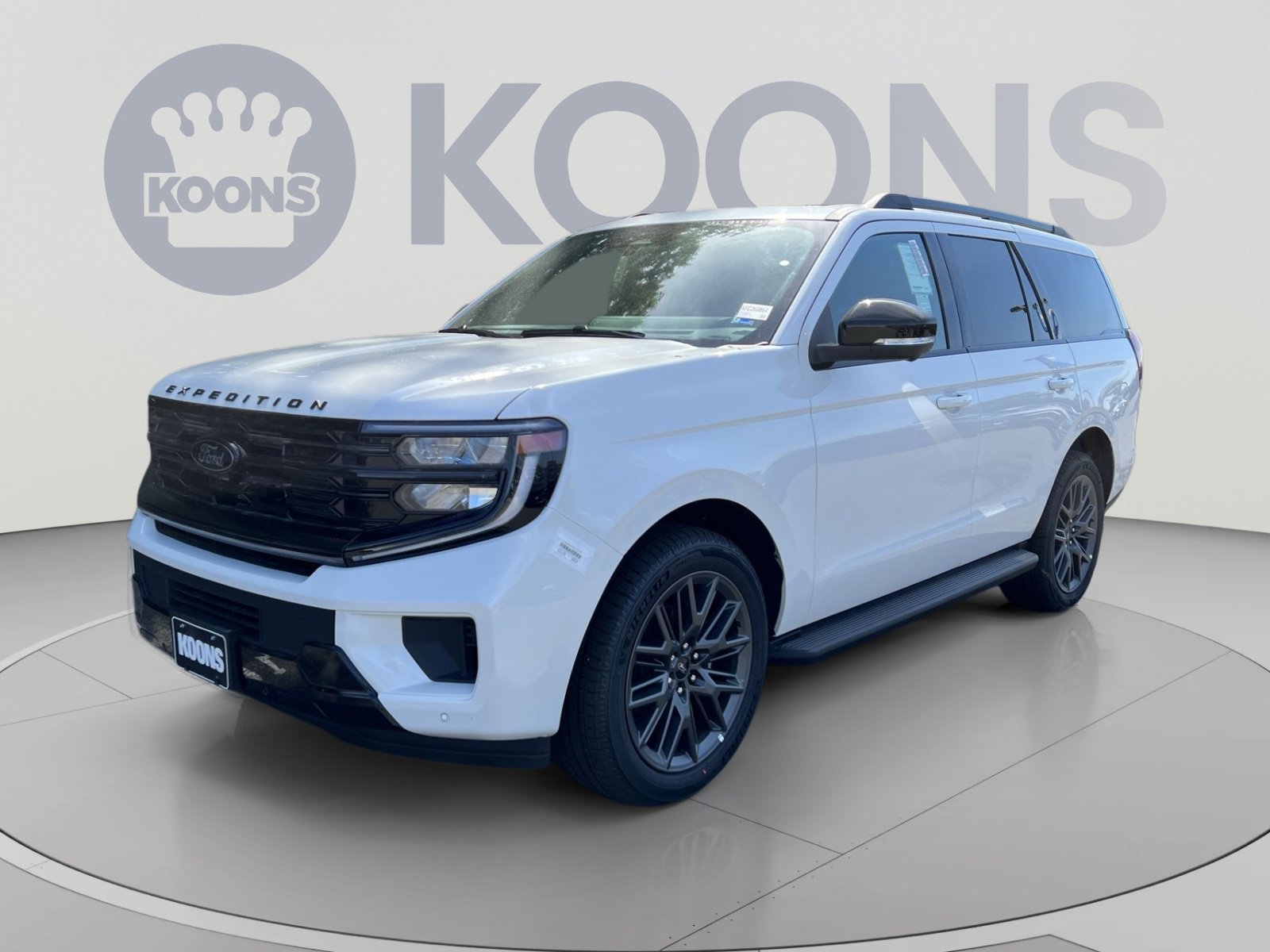New 2026 Ford Expedition Platinum w/ Stealth Appearance Package AWD/4WD image 1