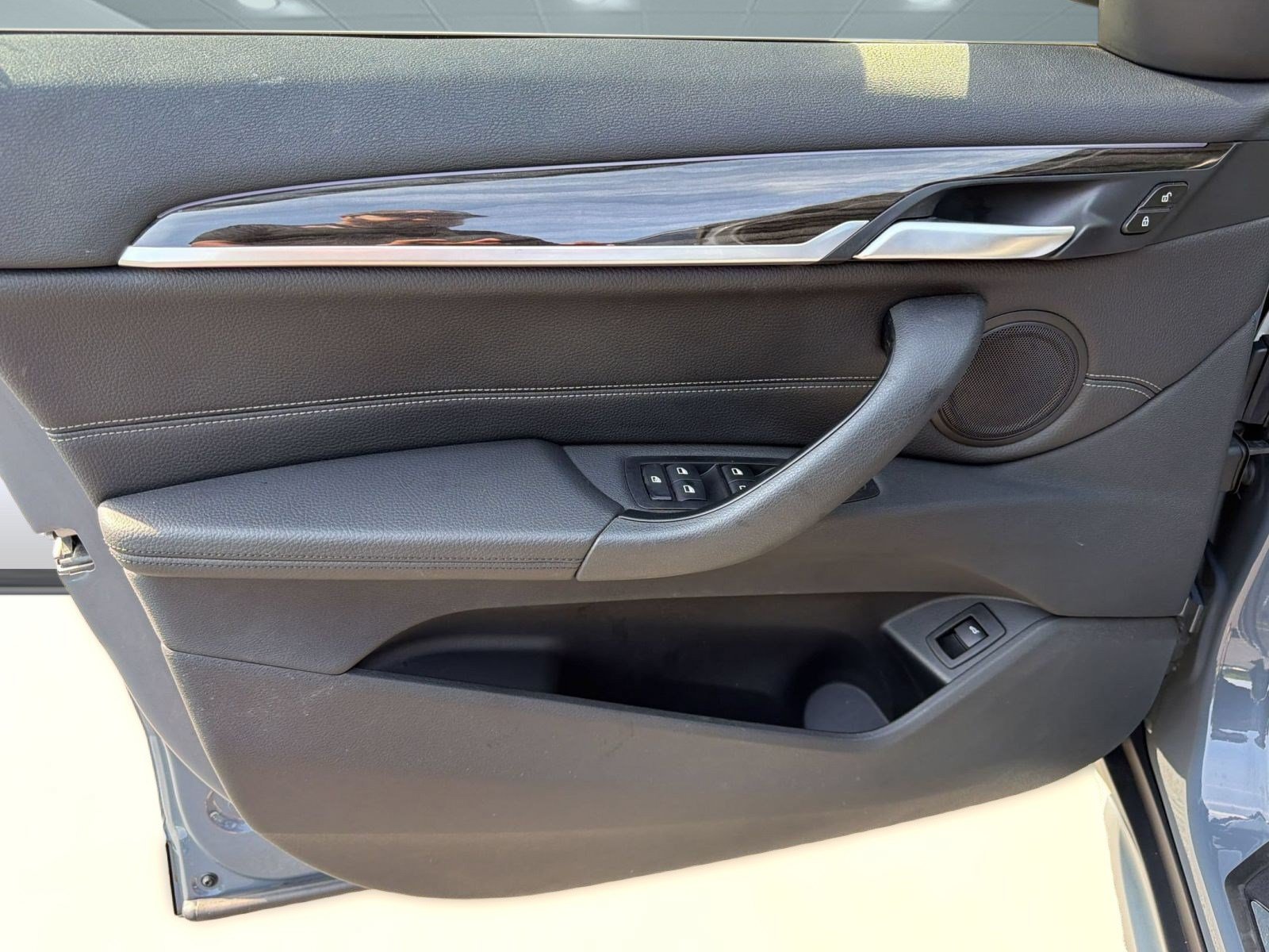 Used 2020 BMW X1 sDrive28i w/ Premium Package FWD image 13