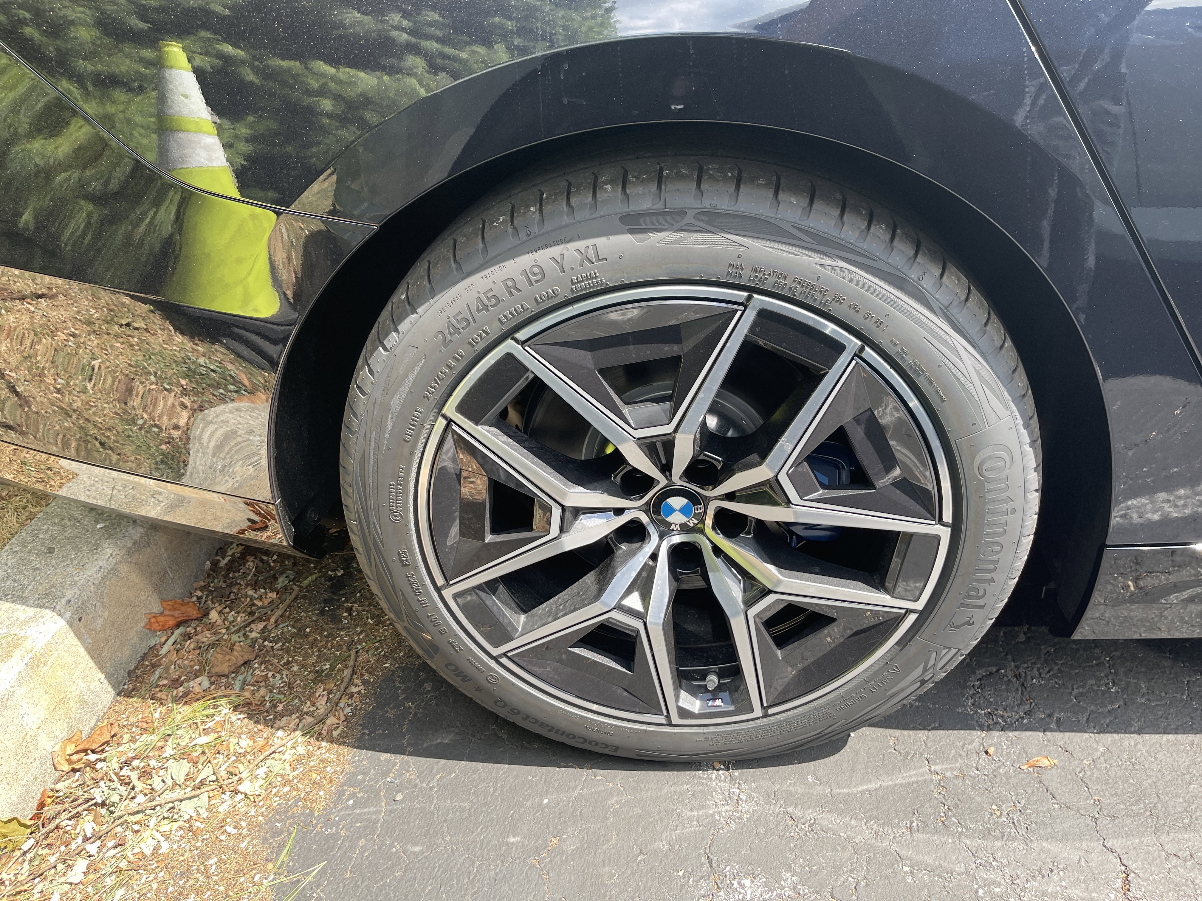New 2026 BMW i5 eDrive40 w/ M Sport Package image 5