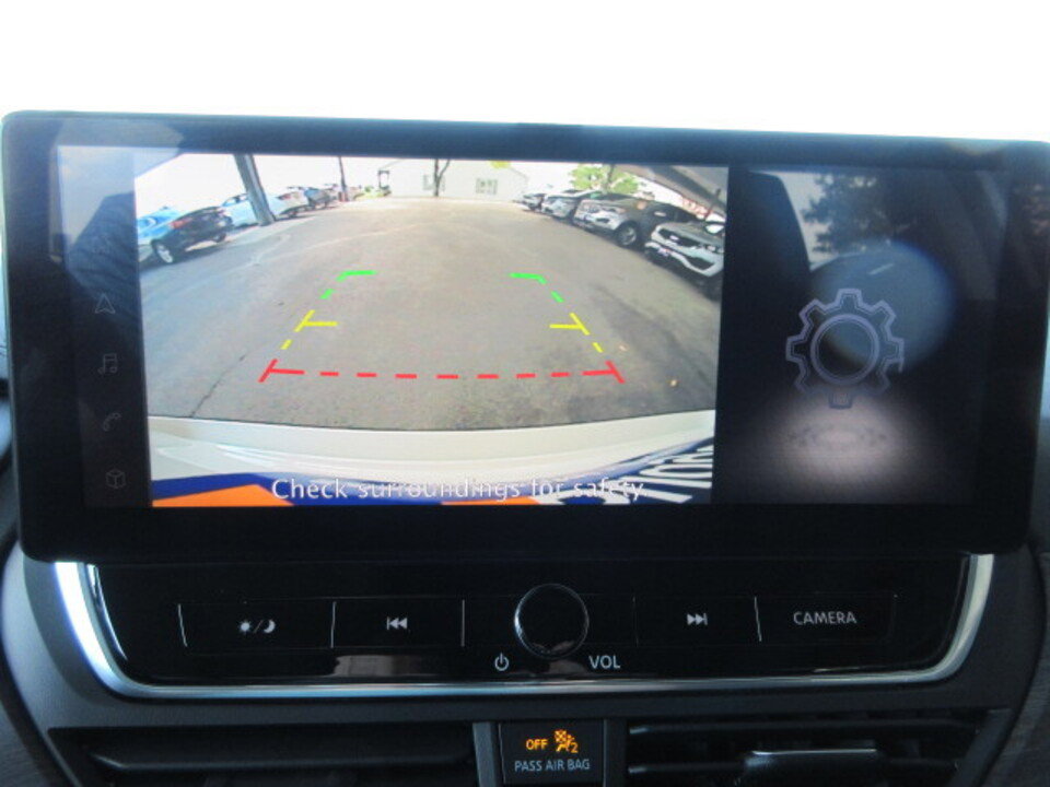 Used 2024 Nissan Altima 2.5 SV w/ SV Premium Package image 15