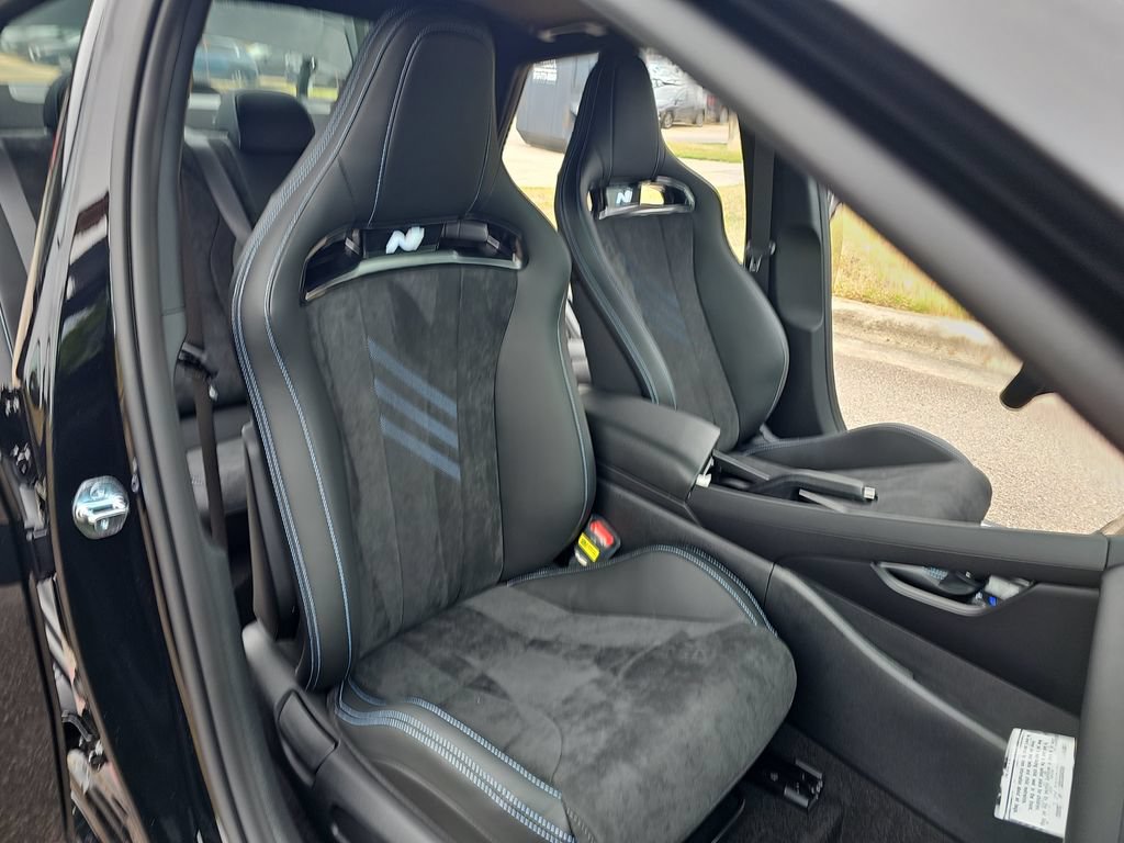 New 2026 Hyundai Elantra N FWD image 10