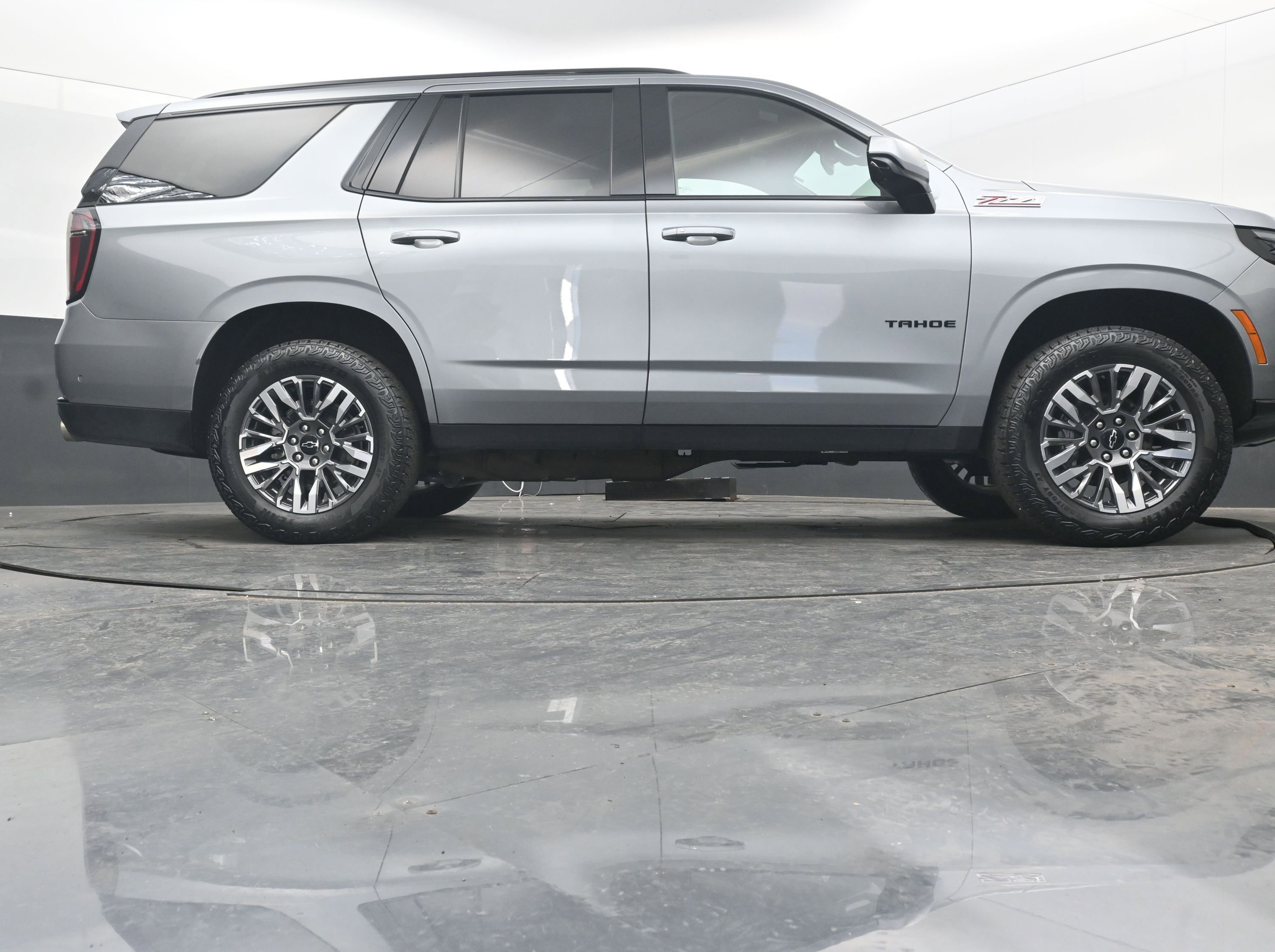 Certified 2025 Chevrolet Tahoe Z71 image 31