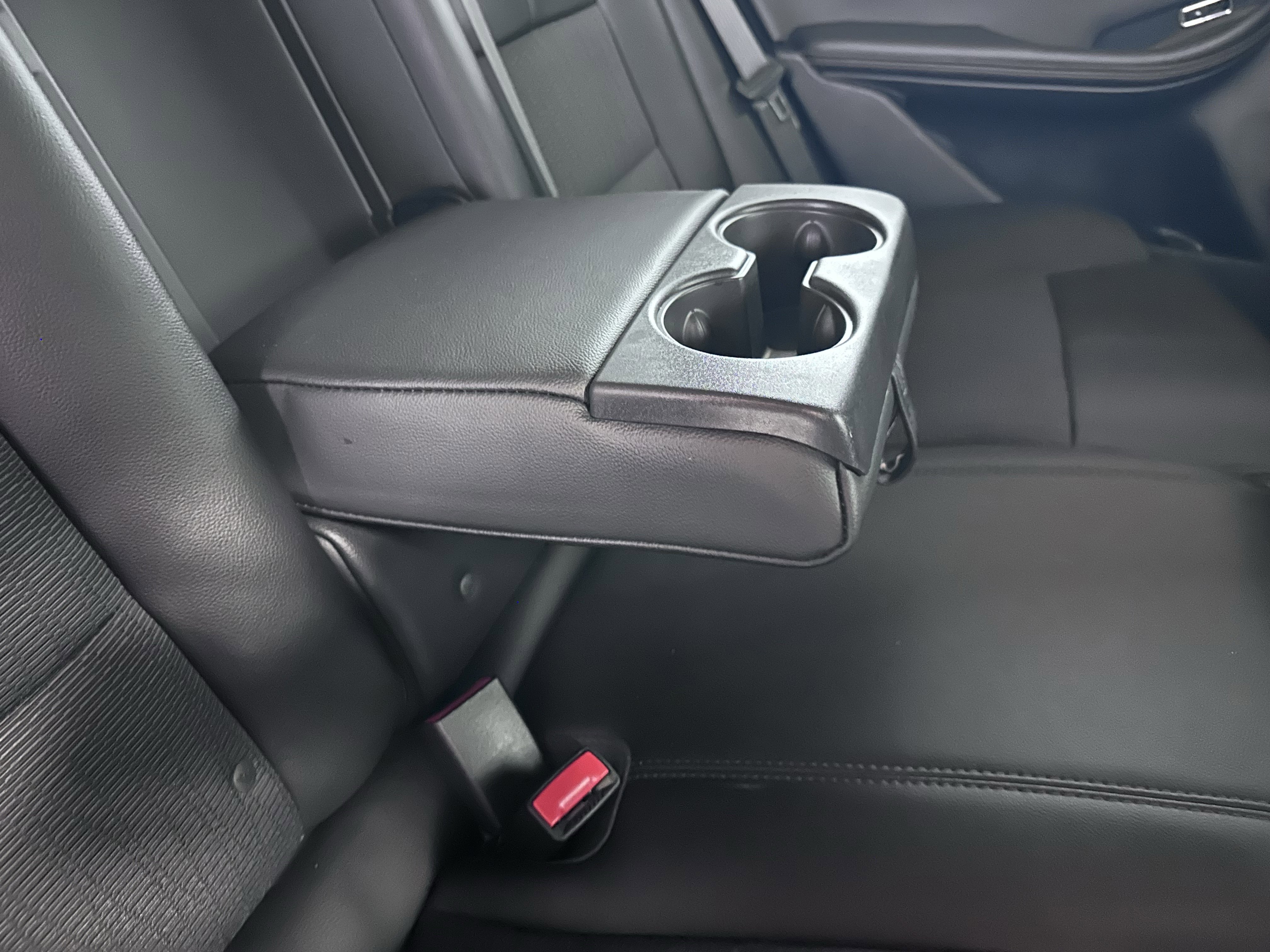 Used 2017 Chevrolet Impala LT w/ Convenience Package FWD image 30