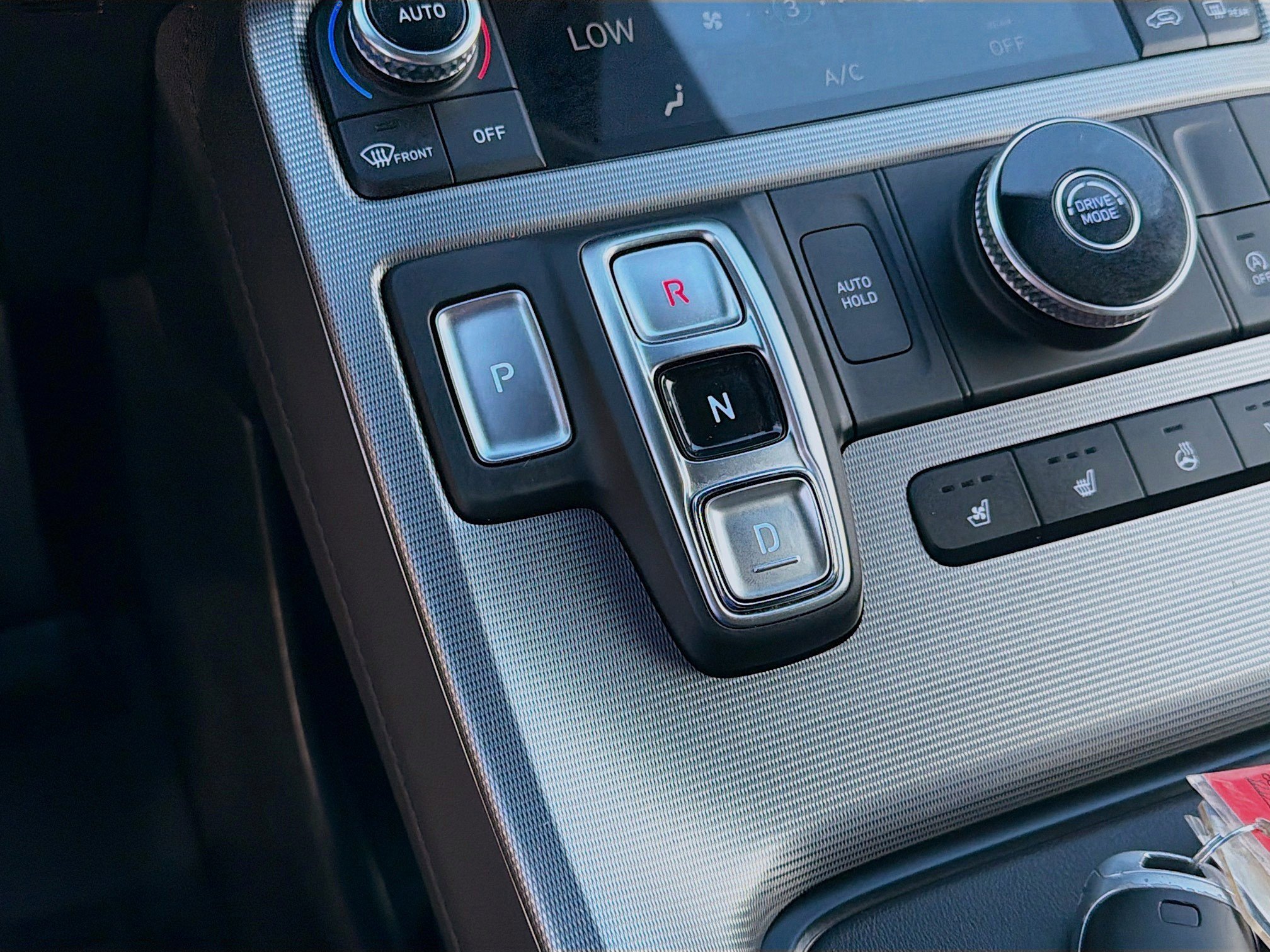 Used 2024 Hyundai Palisade Calligraphy image 14