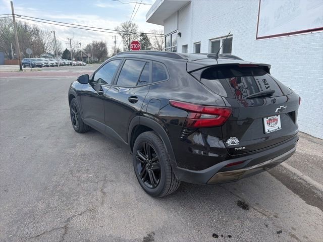 Used 2024 Chevrolet Trax ACTIV w/ Driver Confidence Package image 8