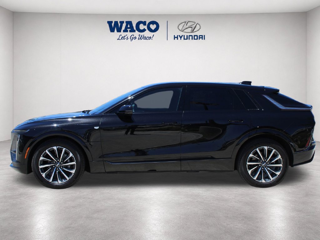 Used 2025 Cadillac Lyriq Sport w/ LPO, Floor Liner Package RWD image 5