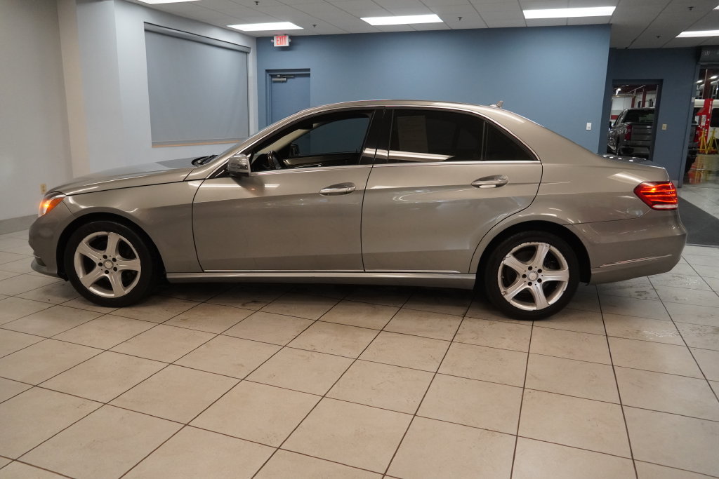 Used 2014 Mercedes-Benz E 350 4MATIC Sedan w/ Premium 1 Package image 2