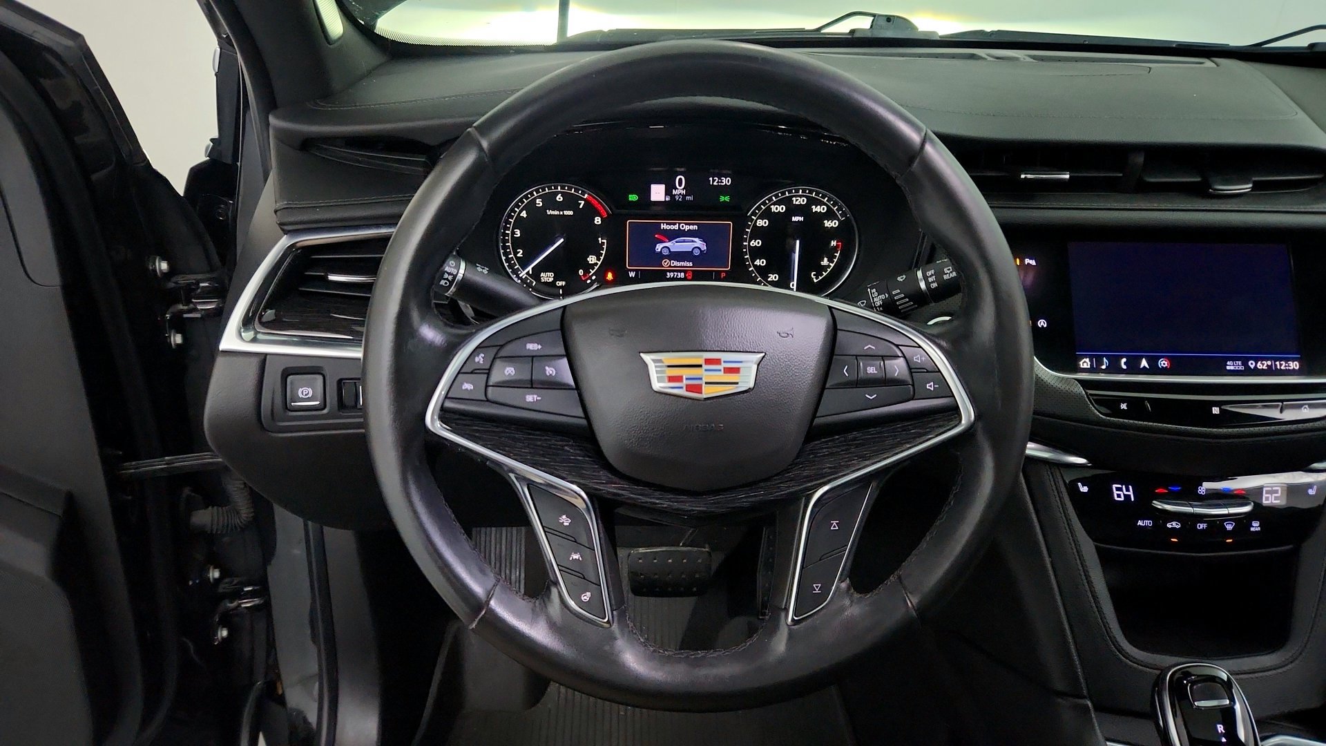 Certified 2020 Cadillac XT5 Premium Luxury w/ LPO, Floor Liner Package FWD image 19