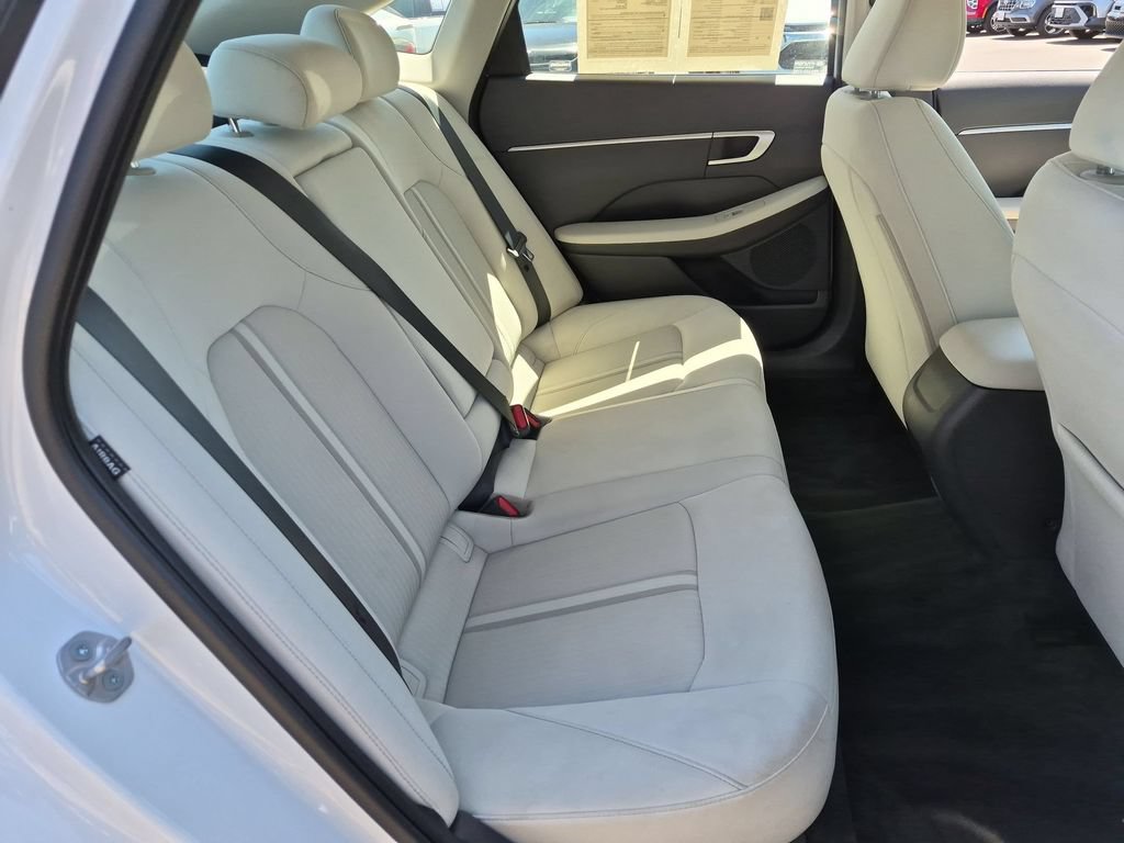 Used 2025 Hyundai Sonata SEL FWD image 30