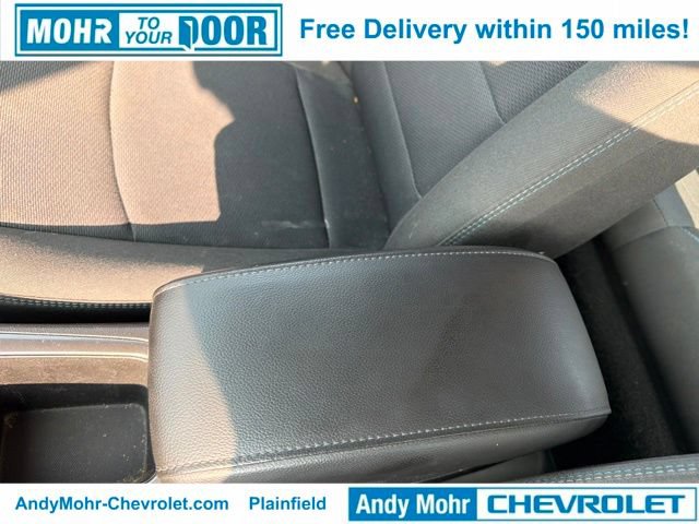 Used 2017 Chevrolet Cruze LT FWD image 19