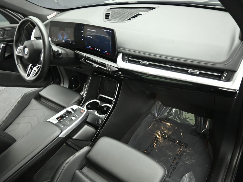 Used 2024 BMW X1 xDrive28i w/ M Sport Package image 29