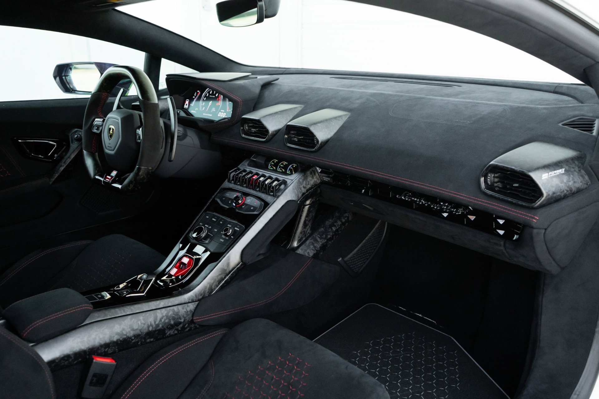 Used 2018 Lamborghini Huracan Performante image 15