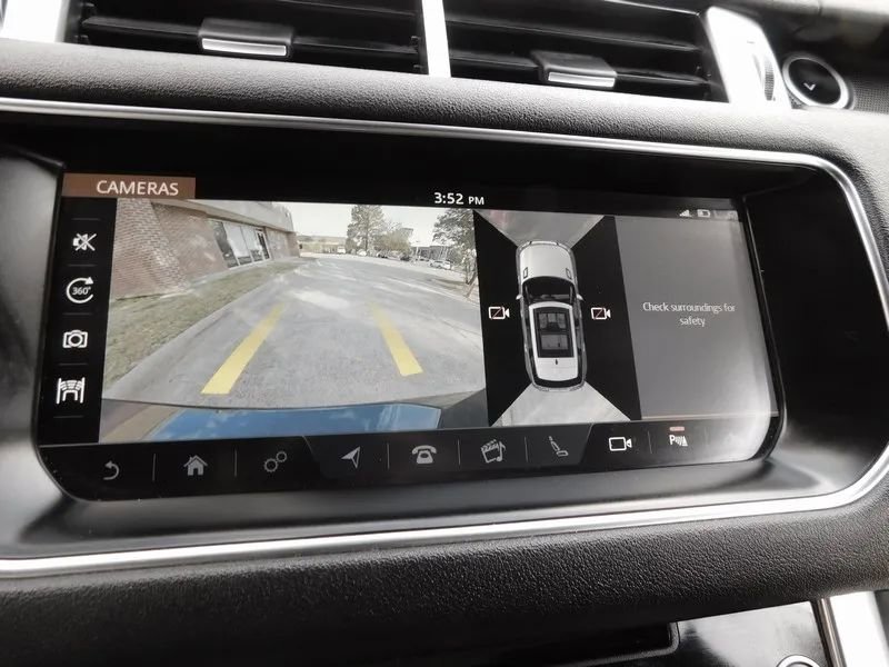 Used 2017 Land Rover Range Rover Sport HSE image 29