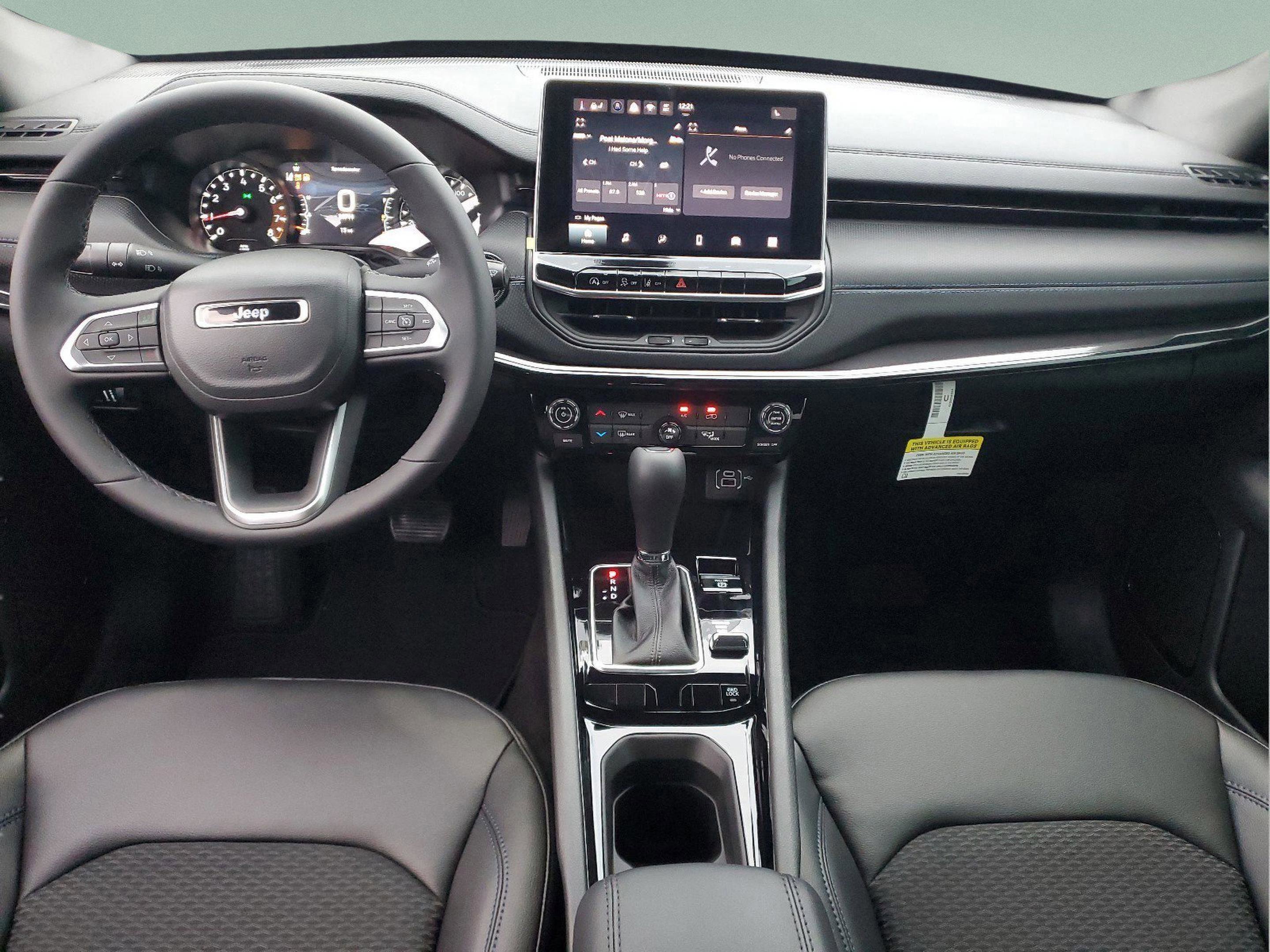 New 2026 Jeep Compass Latitude image 12