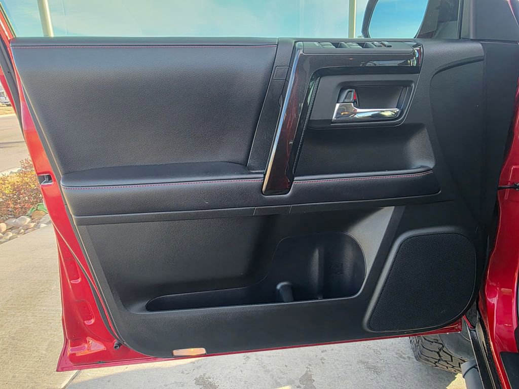 Used 2018 Toyota 4Runner TRD Off-Road Premium image 24