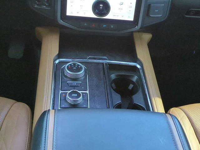 Certified 2024 Ford Expedition Platinum AWD/4WD image 19