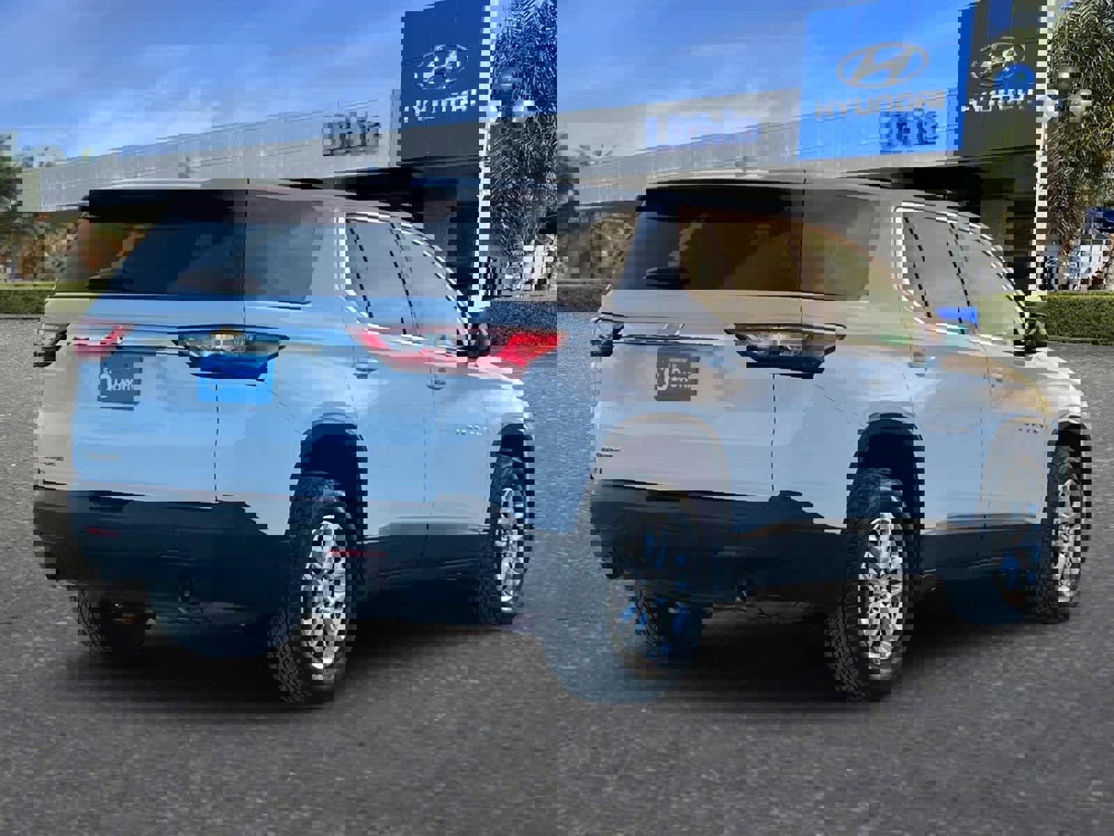 Used 2018 Chevrolet Traverse LS video 2