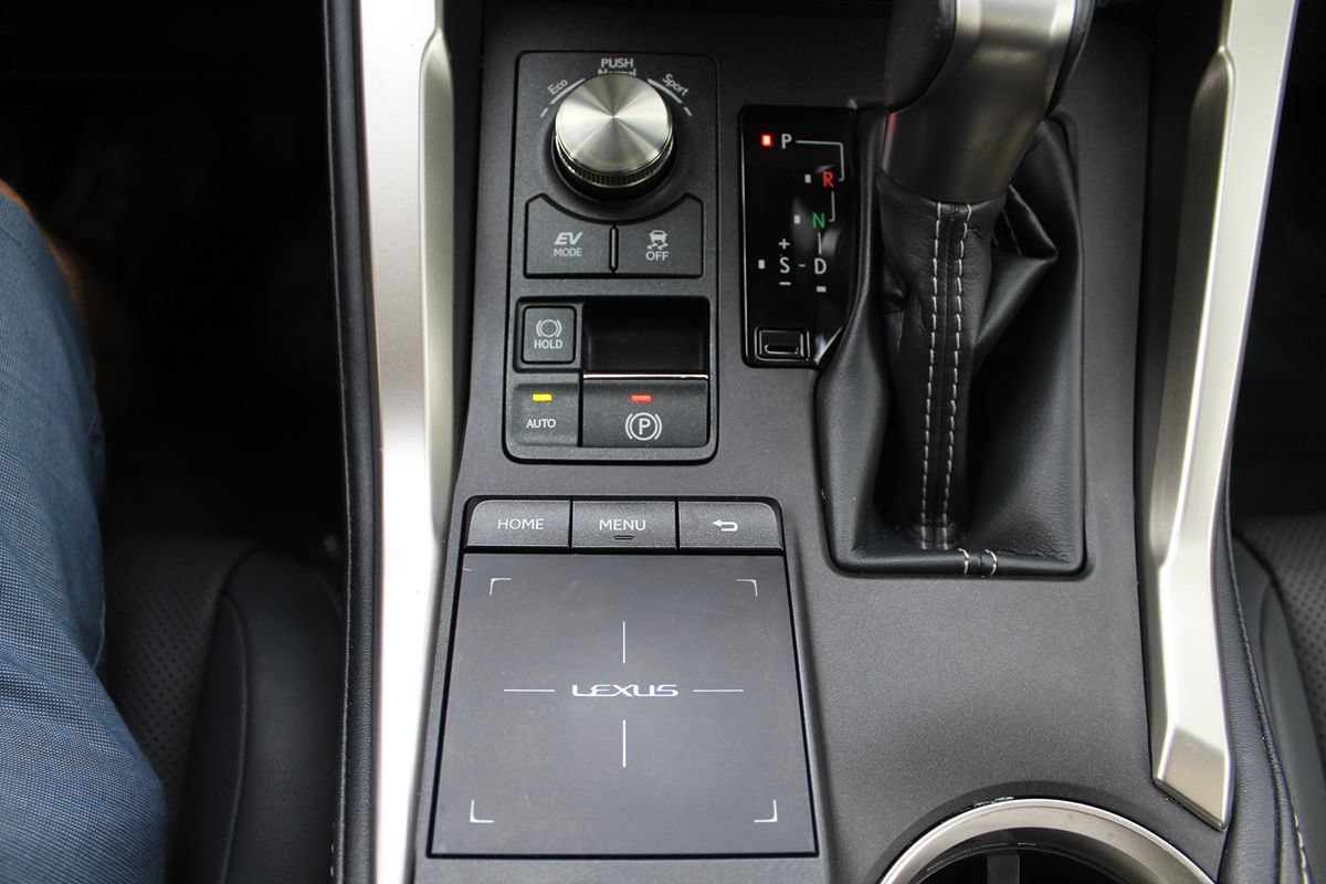 Used 2020 Lexus NX 300h AWD w/ Comfort Package image 30