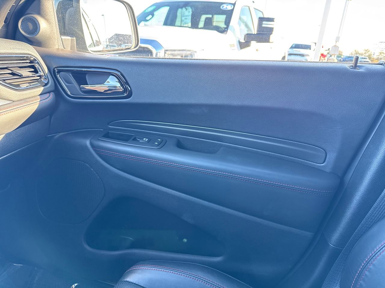 Used 2025 Dodge Durango R/T image 25