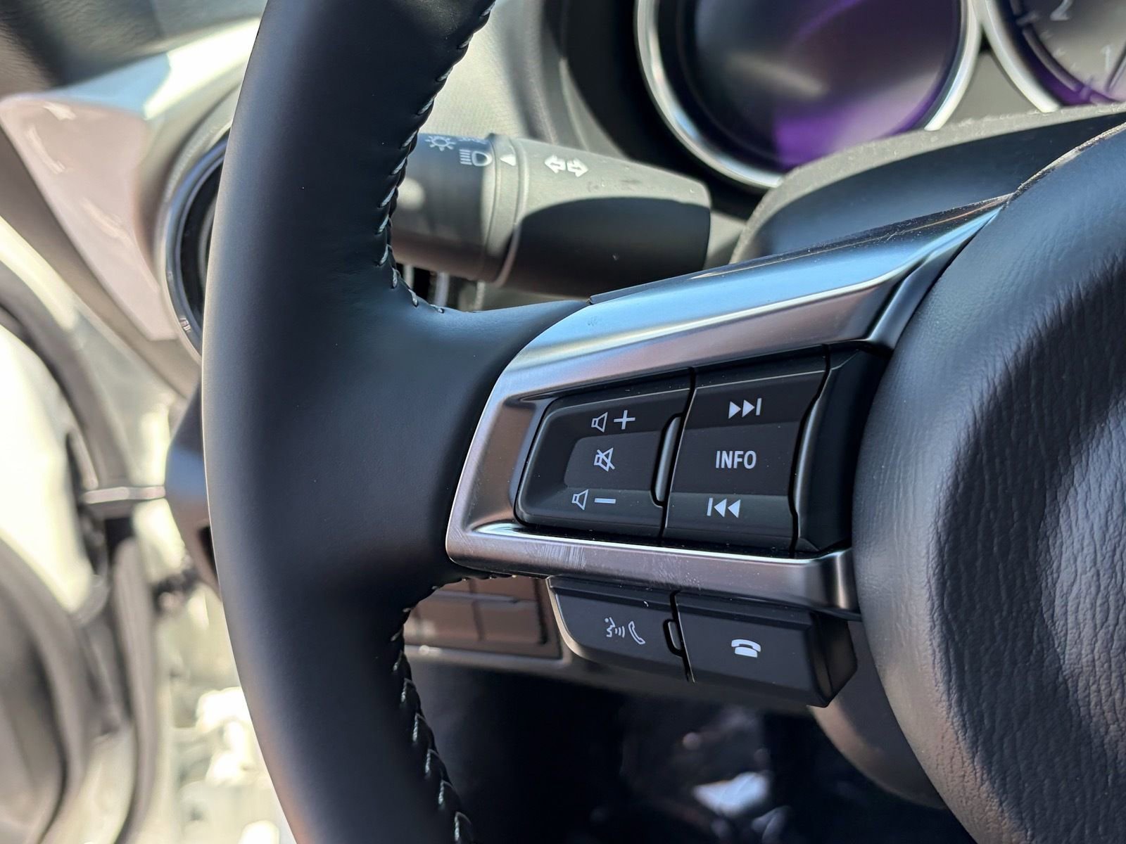 New 2026 MAZDA MX-5 Miata Club w/ Weather Package RWD image 14