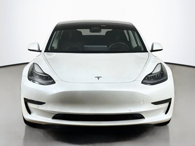 Used 2021 Tesla Model 3 Standard Range Plus RWD image 2