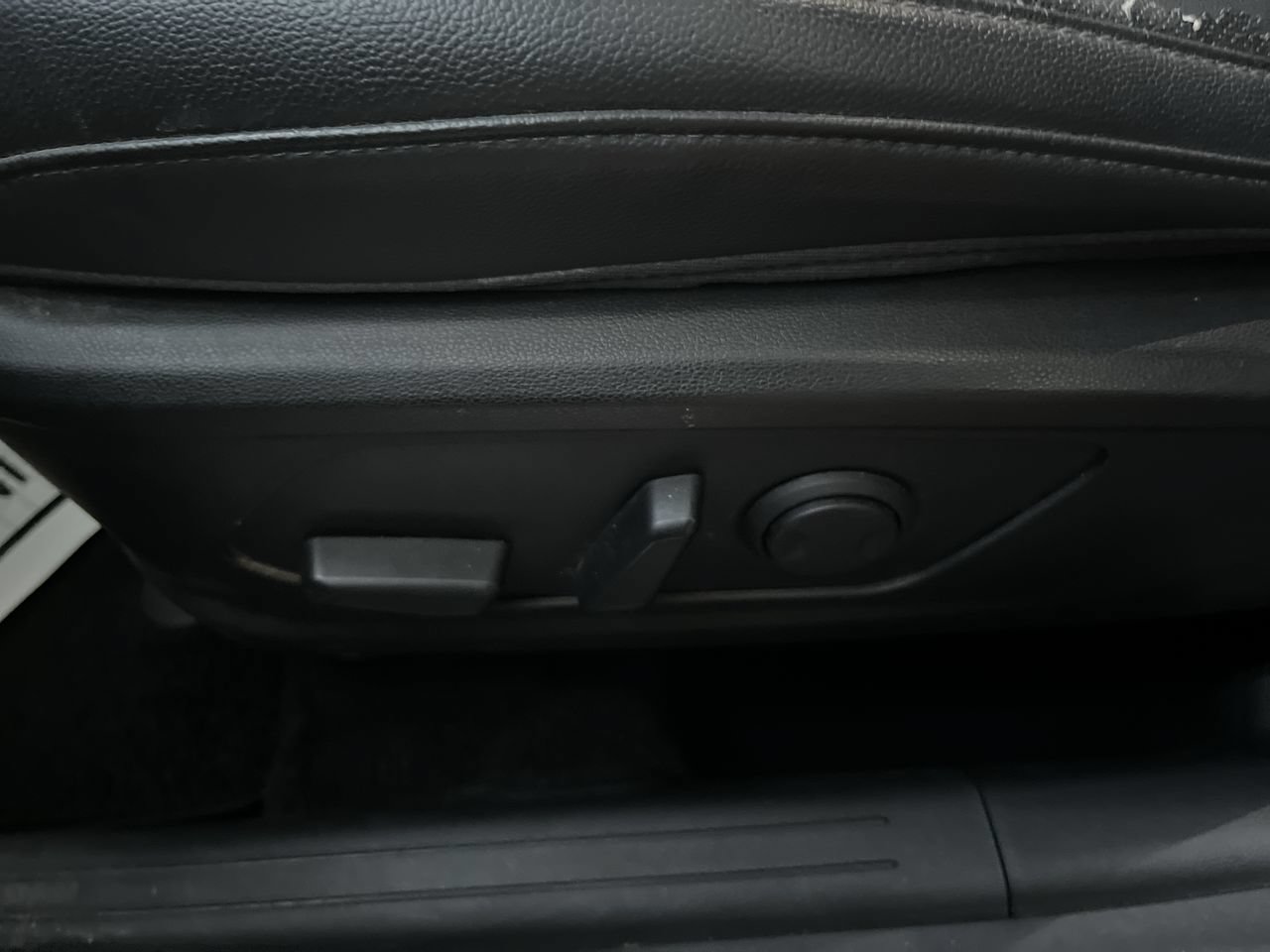 Used 2023 Hyundai Tucson SEL w/ Convenience Package AWD/4WD image 5