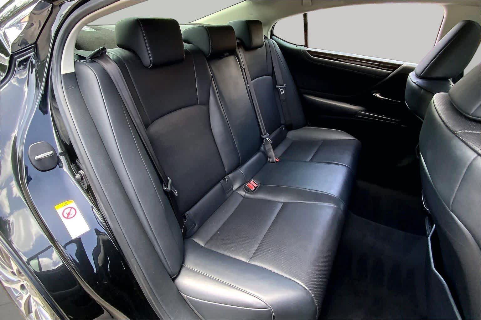 Used 2019 Lexus ES 350 w/ Premium Package FWD image 21