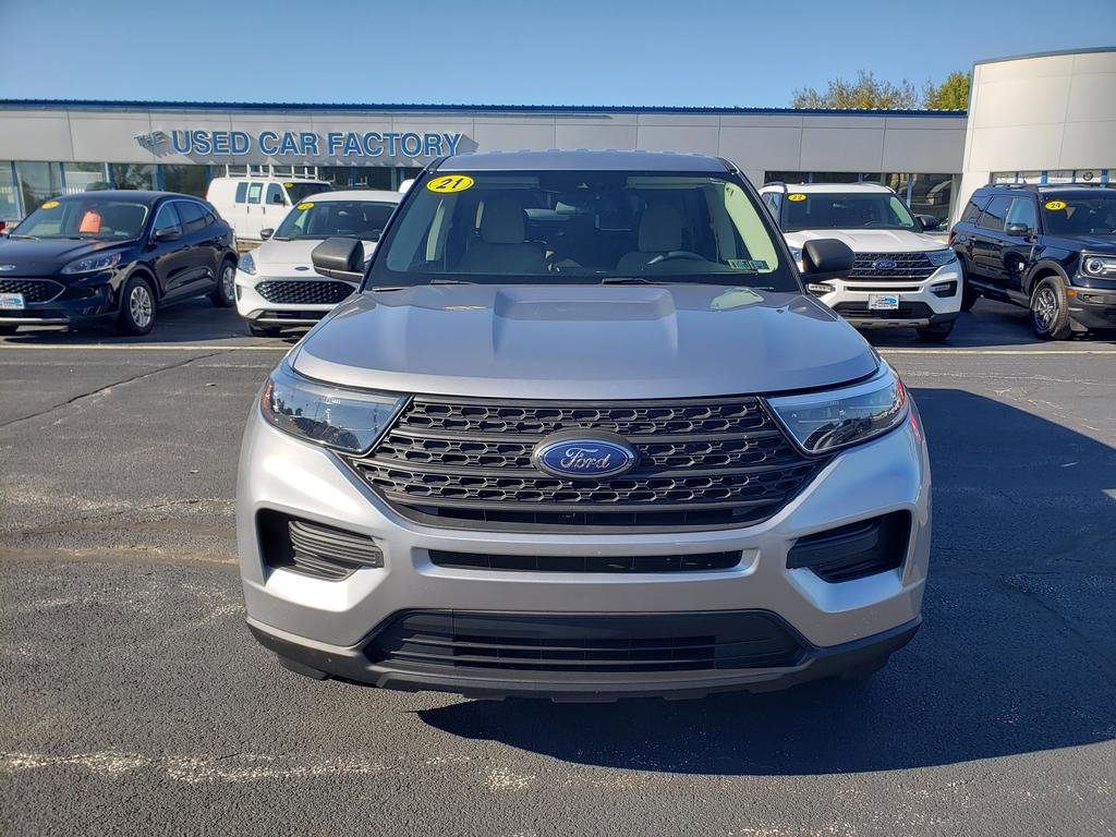 Used 2021 Ford Explorer 4WD w/ Class III Trailer Tow Package image 2