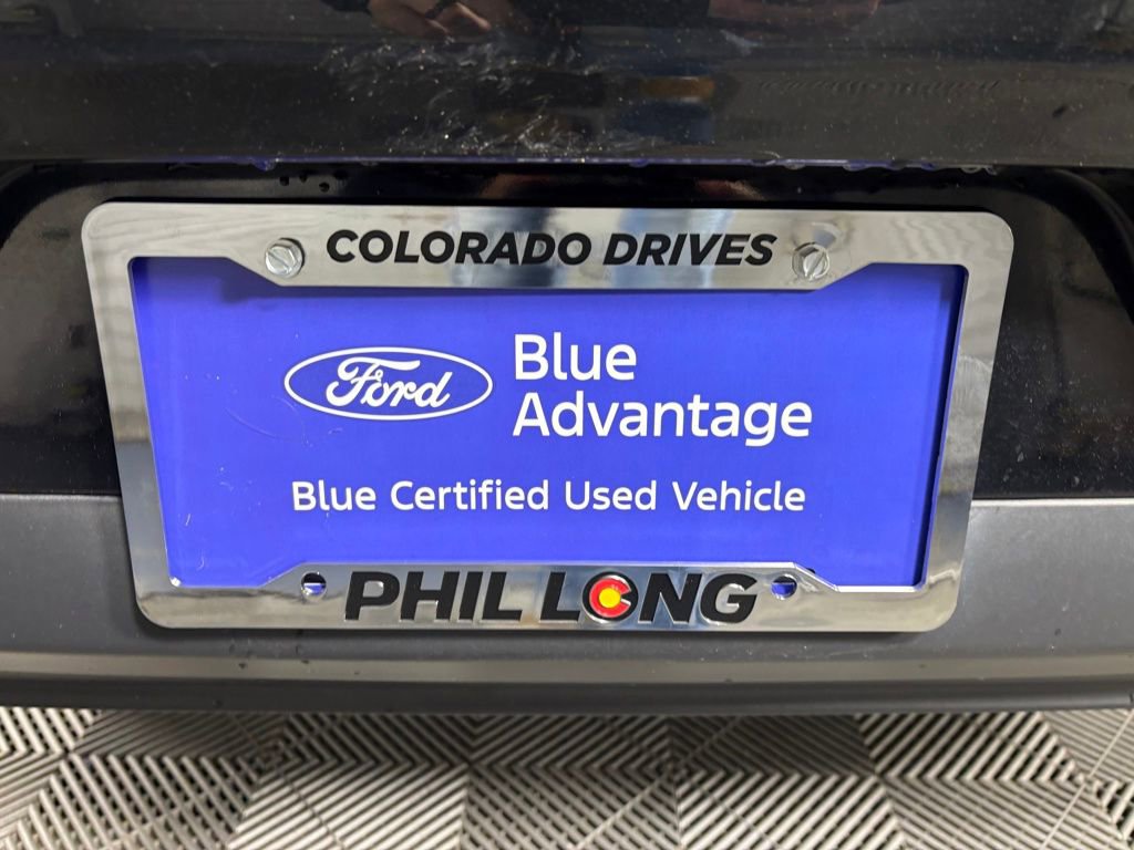 Used 2022 Dodge Challenger SXT w/ Blacktop Package image 27