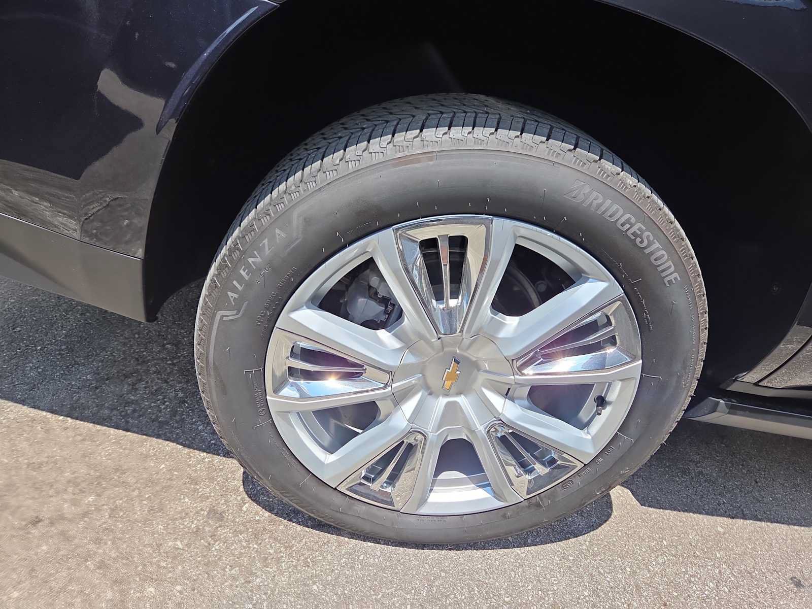Used 2023 Chevrolet Tahoe High Country AWD/4WD image 11