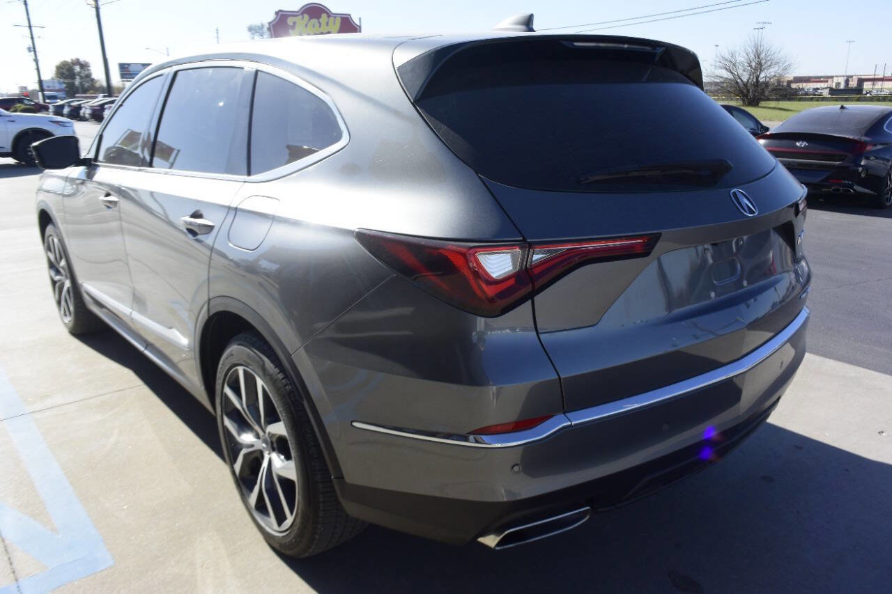 Used 2024 Acura MDX SH-AWD w/ Technology Package image 3