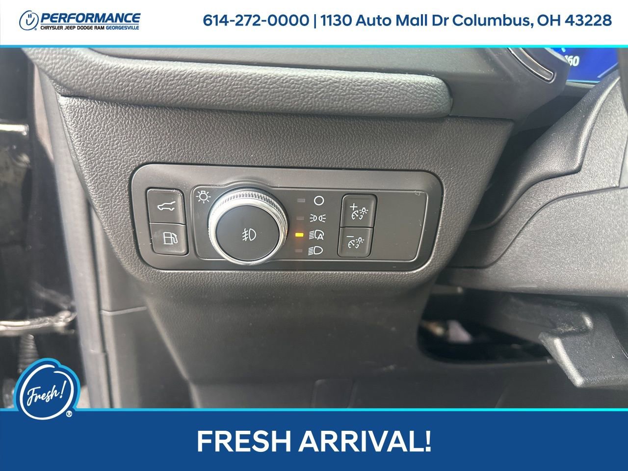 Used 2022 Ford Escape Titanium w/ Titanium Elite Package image 15