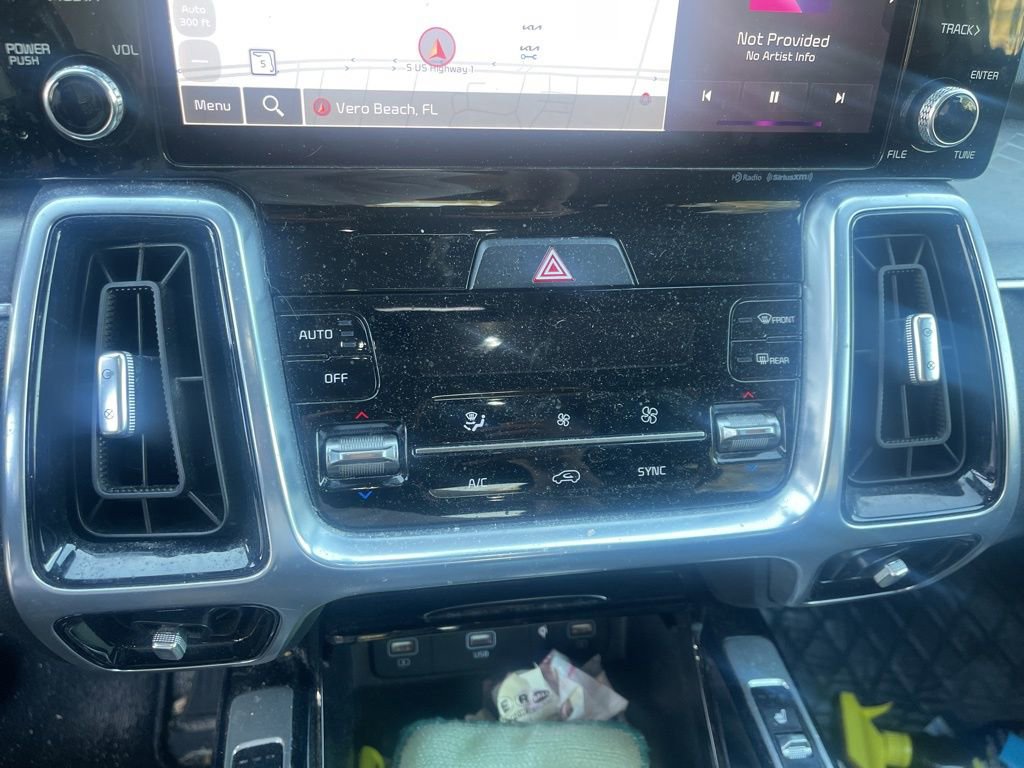 Used 2022 Kia Sorento SX image 4