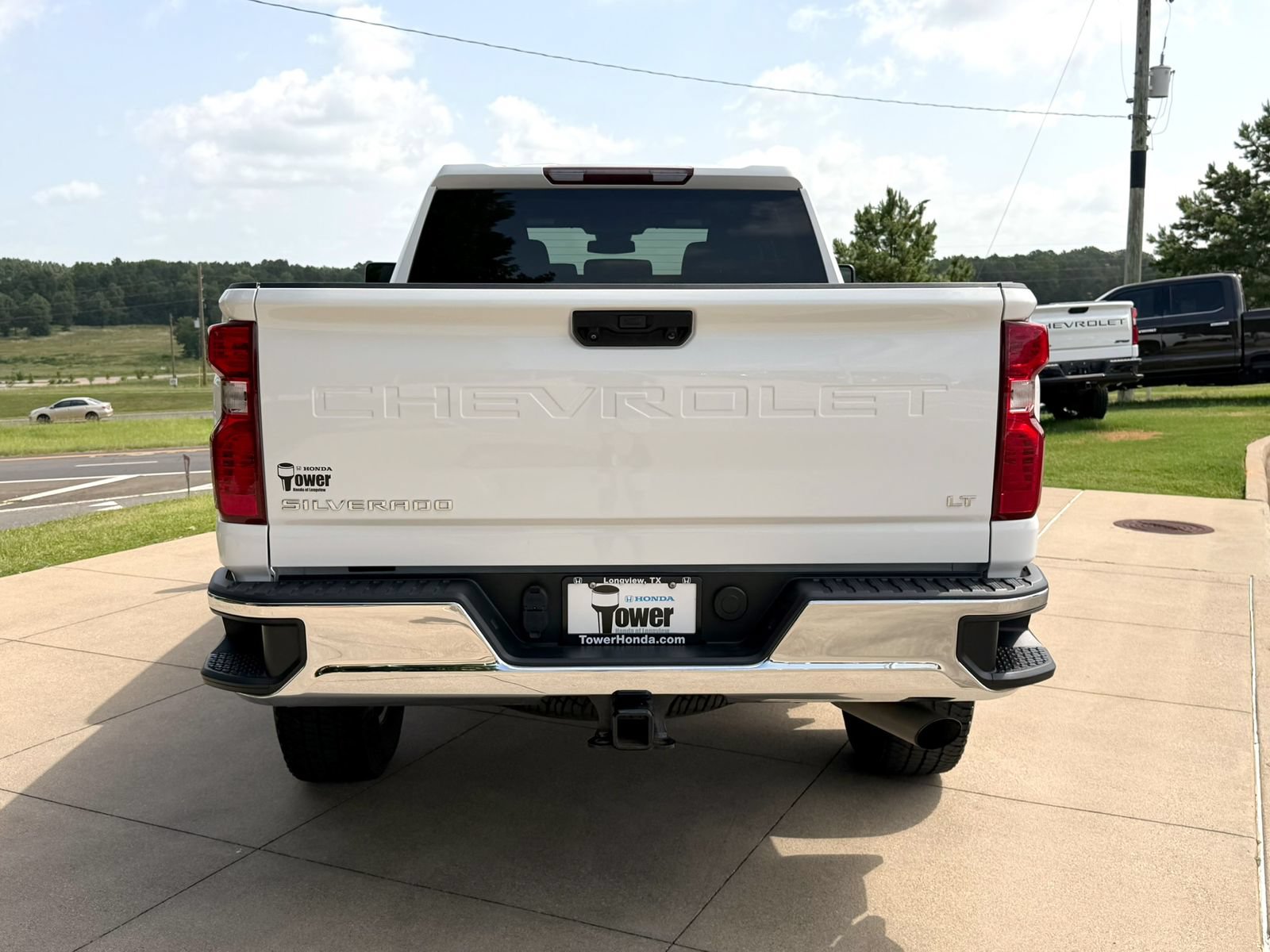 Used 2024 Chevrolet Silverado 2500 LT w/ Convenience Package AWD/4WD image 5