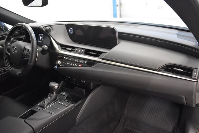 Used 2021 Lexus ES 250 w/ Premium Package AWD/4WD image 18