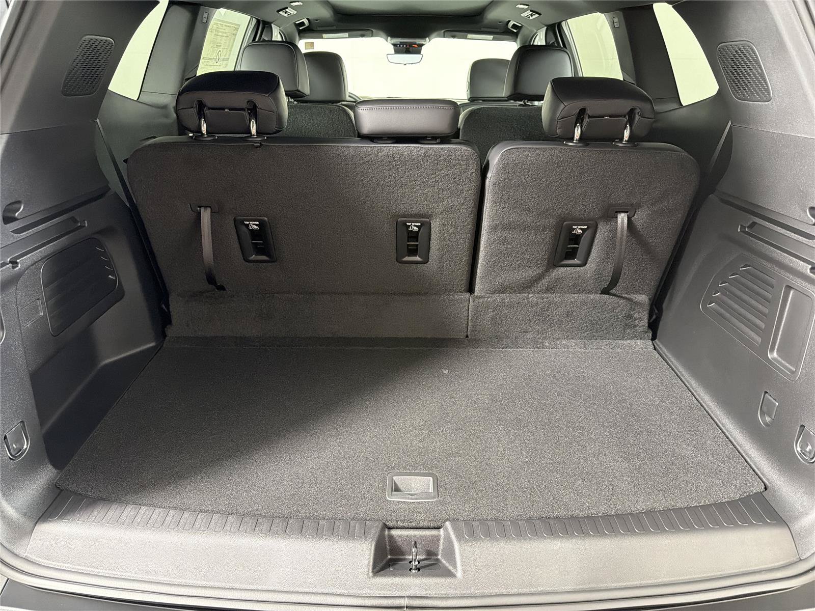 New 2026 GMC Acadia Elevation w/ Black Edition FWD image 17