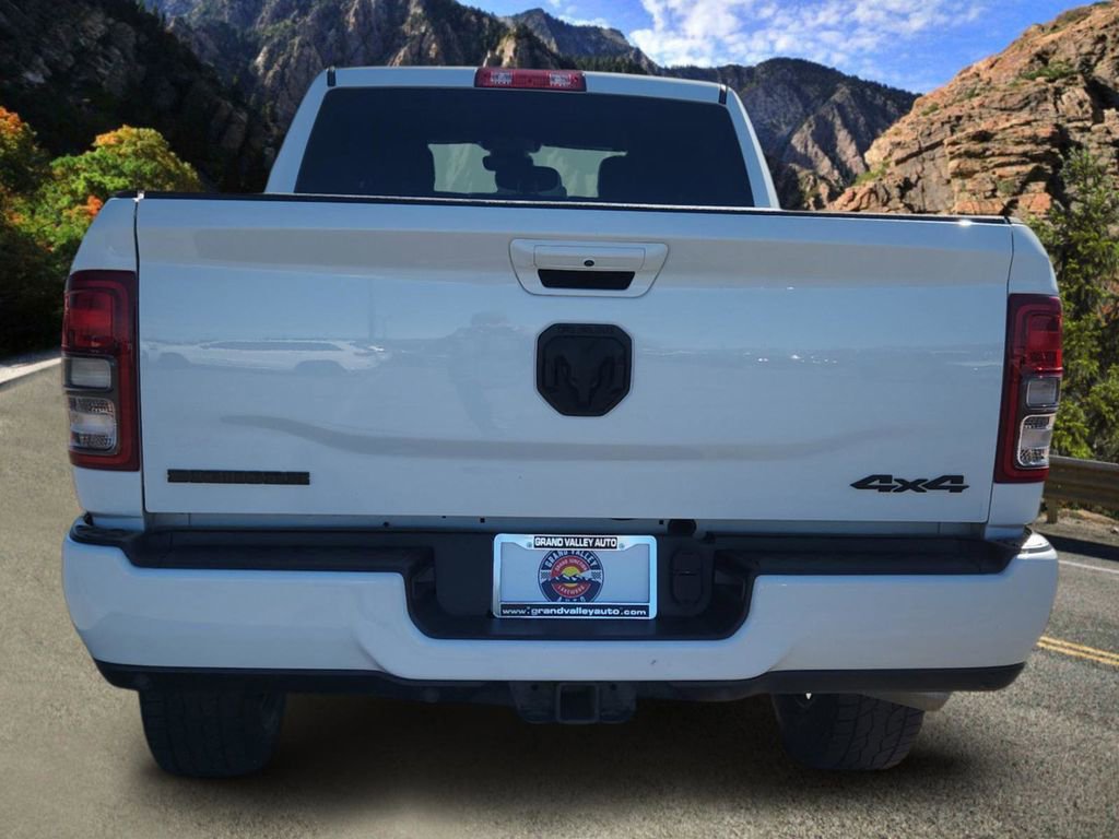 Used 2020 RAM 2500 Big Horn w/ Night Edition AWD/4WD image 5