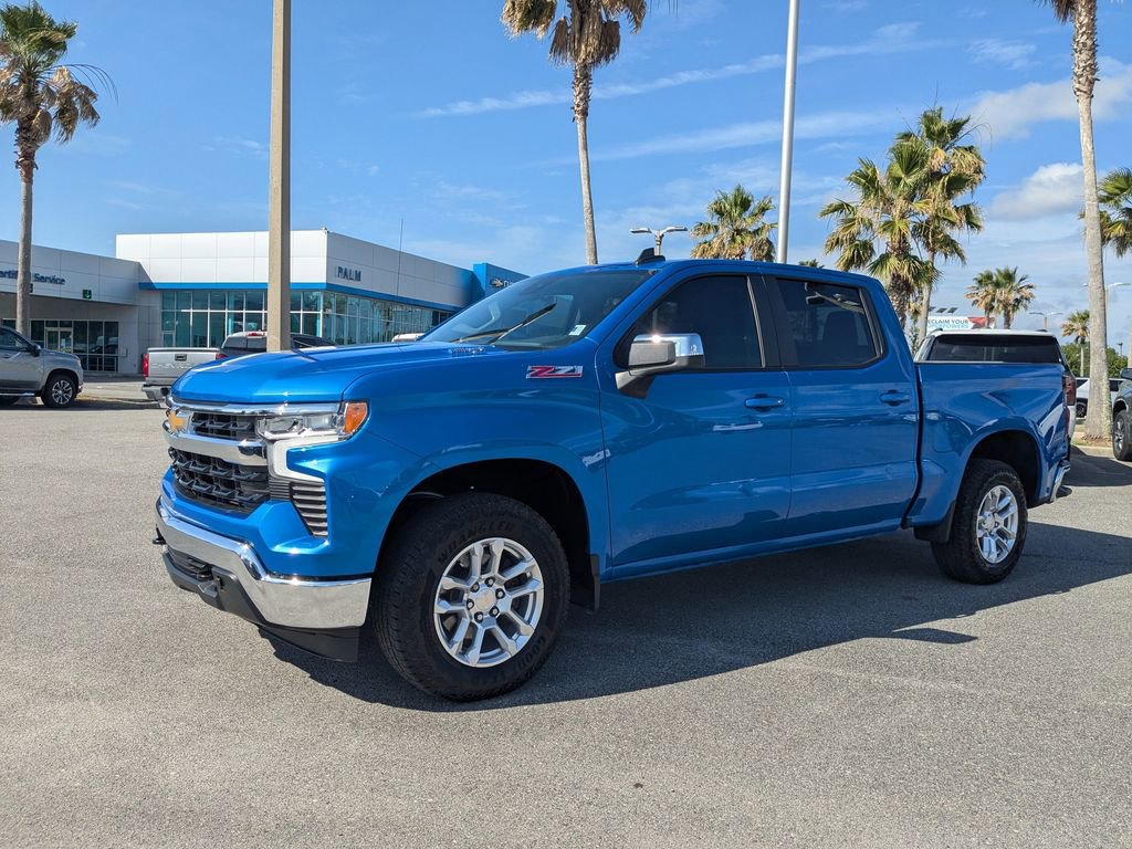 Certified 2026 Chevrolet Silverado 1500 LT AWD/4WD image 7