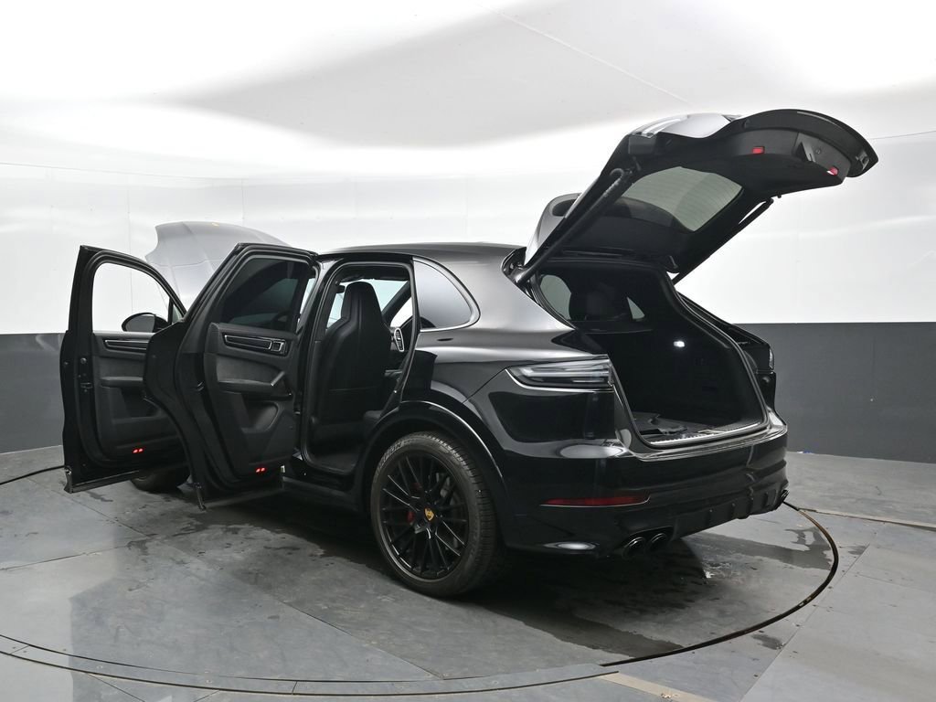 Used 2023 Porsche Cayenne GTS AWD/4WD image 53