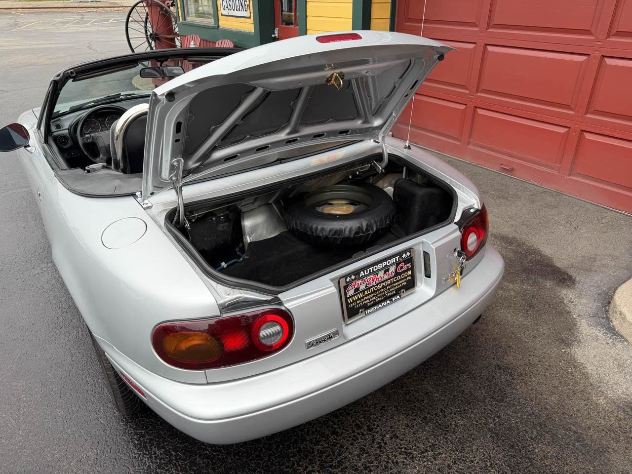Used 1991 MAZDA MX-5 Miata RWD image 27
