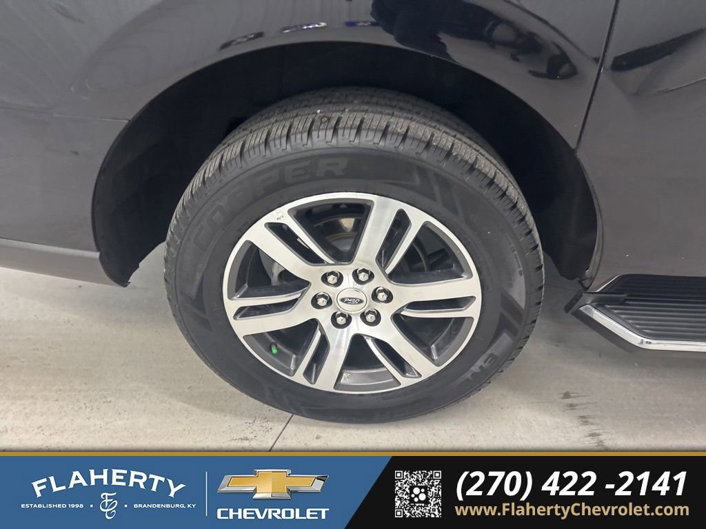 Used 2022 Ford Expedition Max Limited image 15