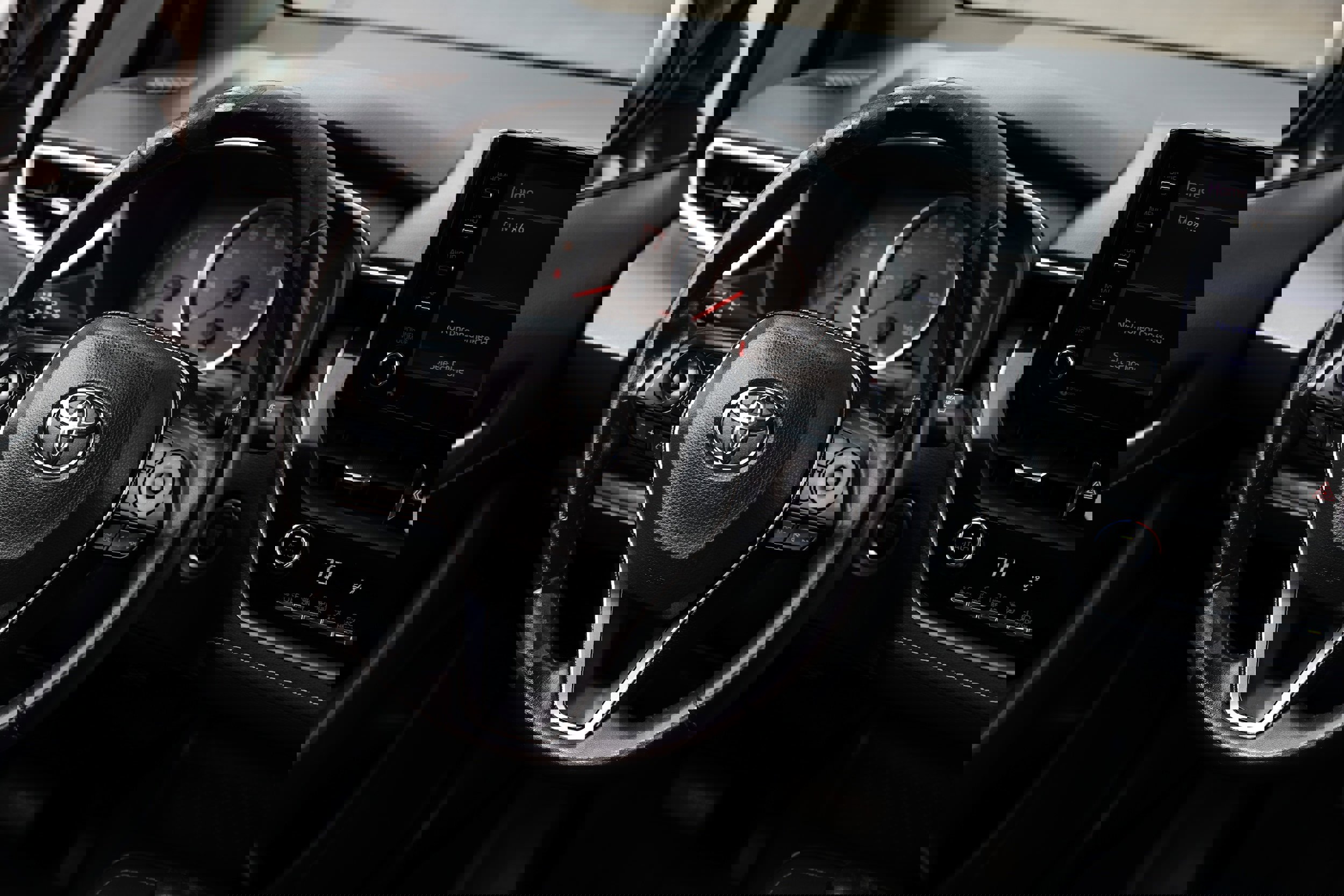 Used 2021 Toyota Corolla SE image 32